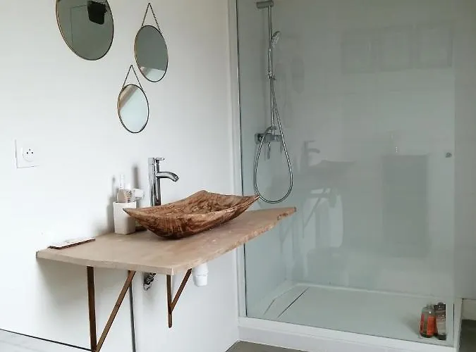 Les De Balade Au Jardin בית הארחה *