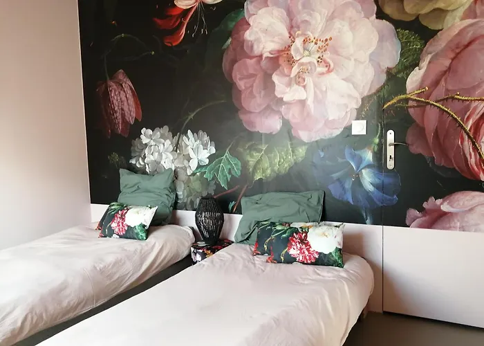 Les De Balade Au Jardin בית הארחה