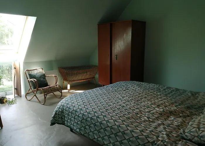 Les De Balade Au Jardin בית הארחה